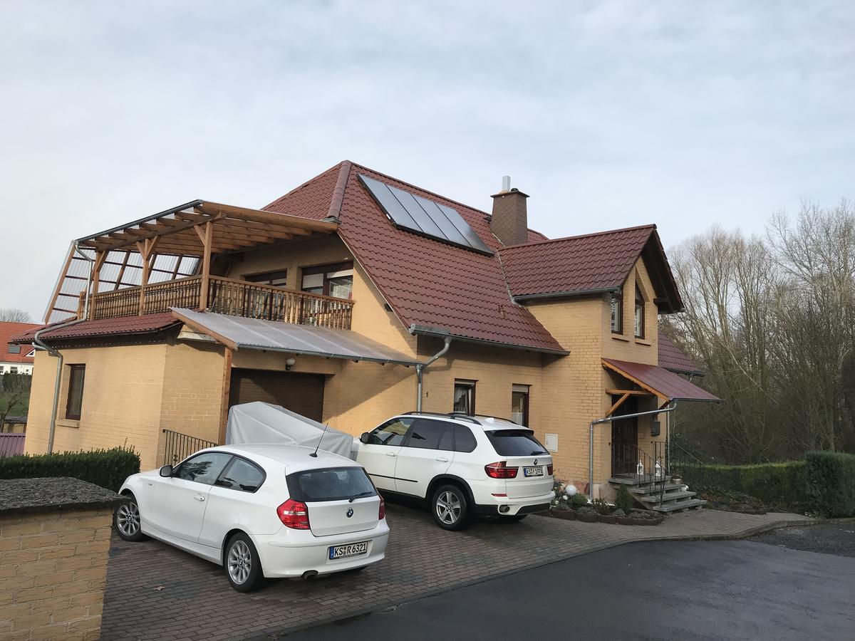 Privatzimmer Koenig Kassel Ngoại thất bức ảnh